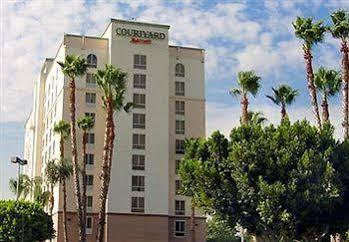 Courtyard By Marriott Hotel 3*