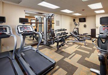 Courtyard By Marriott Baldwin Park