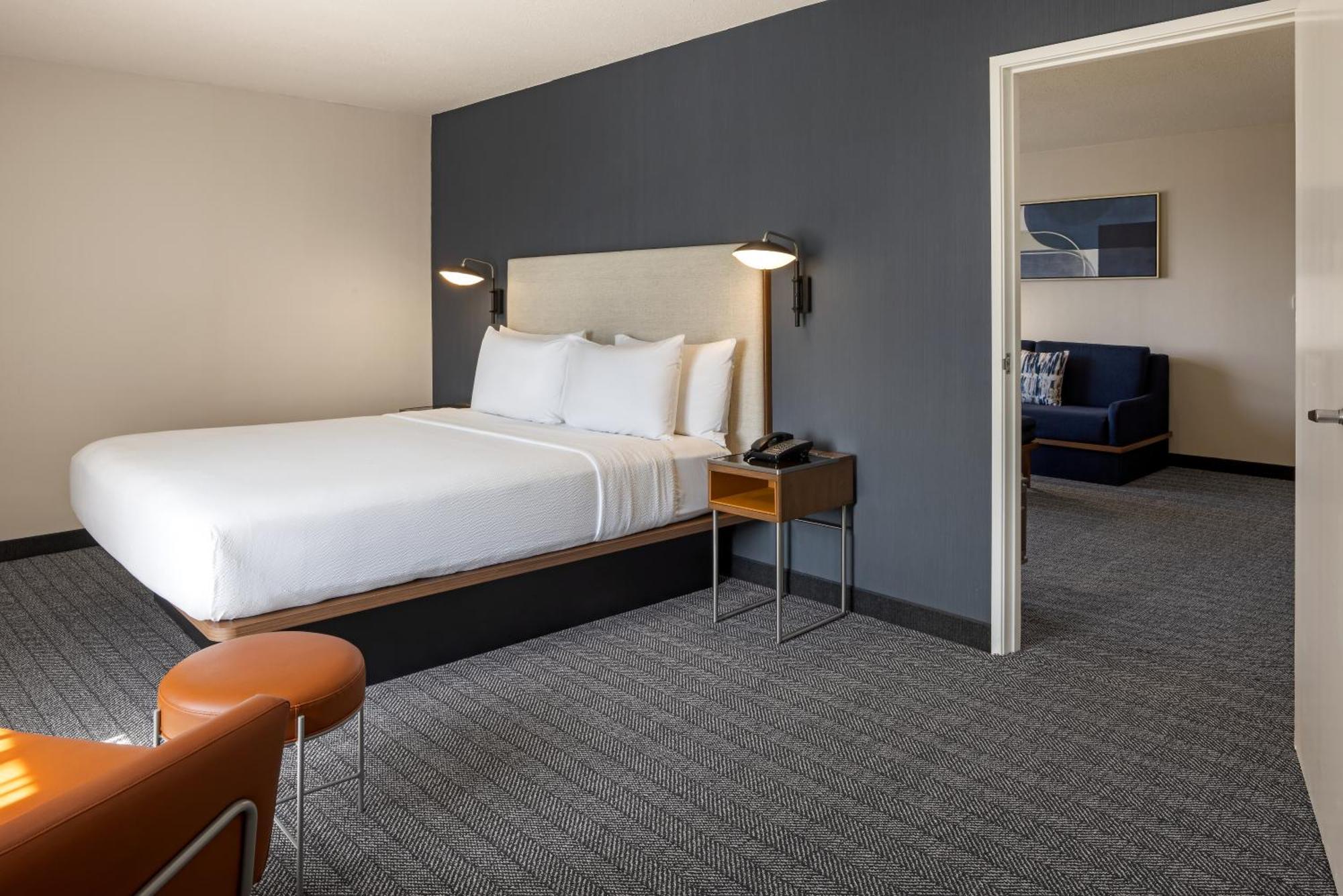 Courtyard By Marriott Hotel Baldwin Park