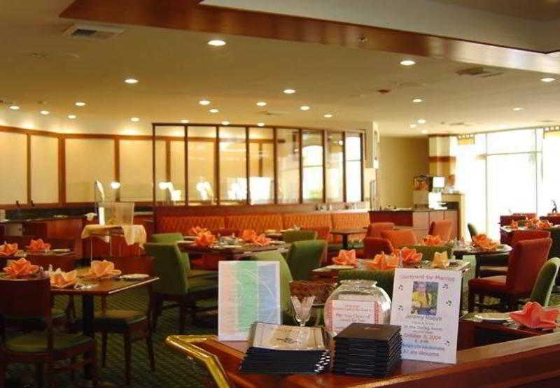 Courtyard By Marriott